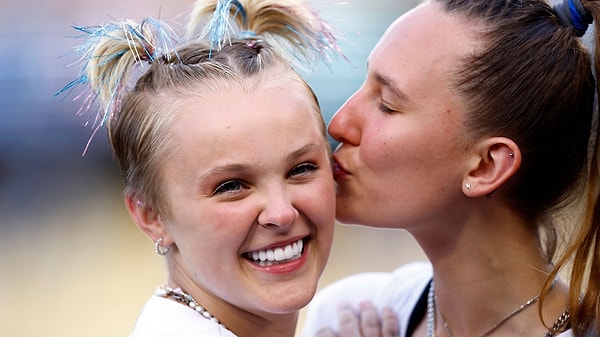 JoJo Siwa and Kylie Prew: Relationship Status