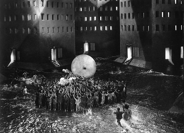 8. Metropolis (1927)