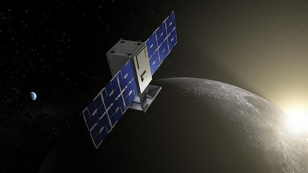 NASA'nın 28 Haziran'da fırlattığı uydu, gelecekte Ay yörüngesinde uzay istasyonu kurulabilmesi için veri topluyor.