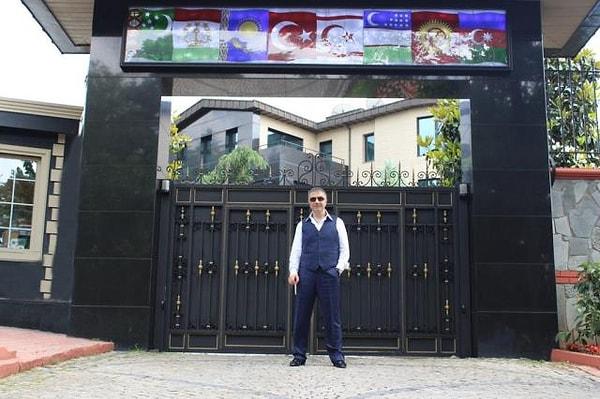 Yılmaz Özdil'in attığı tweetlerle Sedat Peker'in evine saldırının detayları
