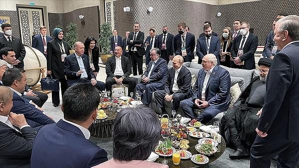 Cumhurbaşkanı Recep Tayyip Erdoğan, Şanghay İşbirliği Örgütü Zirvesi'ne katılacak. Erdoğan, zirveye katılan ülkelerin liderleriyle ikili görüşmeler gerçekleştirecek.
