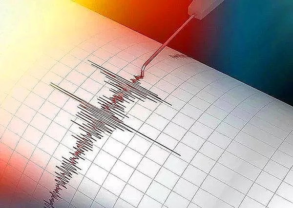 Mersin'de Korkutan Deprem