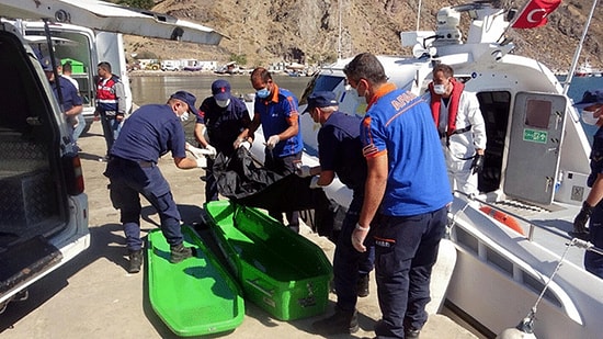 Lastik Bot Patlatıldı: 4'ü Çocuk 6 Göçmen Öldü