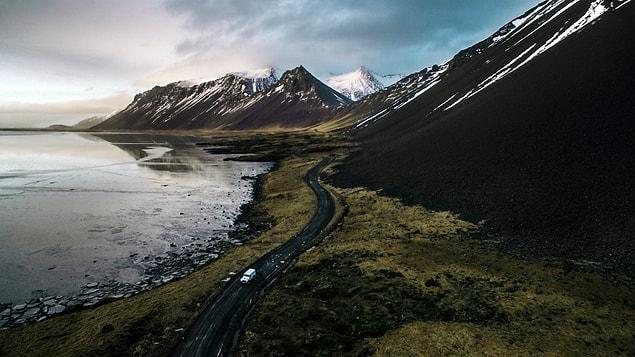 14. İzlanda'da raylı sistem bulunmamaktadır.