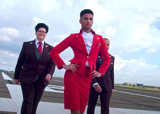Авиалинии Virgin Atlantic одевают своих сотрудников в гендерно-нейтральные униформы
