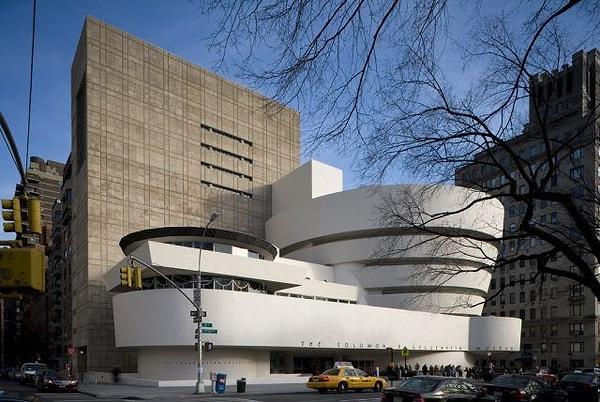 19. Solomon R. Guggenheim Museum