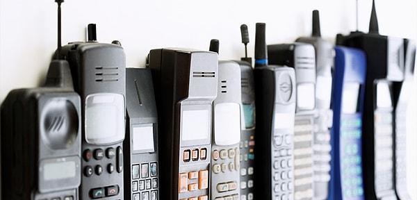 24. 1992 yılında, cep telefonunda atılan ilk SMS mesajında ne yazıyordu?