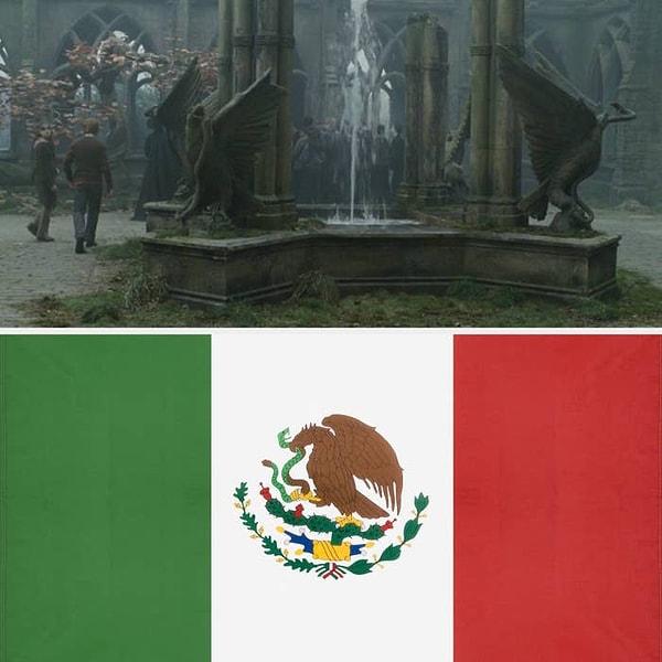 3. 'Harry Potter' filmindeki Hogwarts'ın avlusundaki çeşmede gagalarında yılan bulunan kartal heykelleri görebilirsiniz. Aynı motif Meksika bayrağında da vardır.