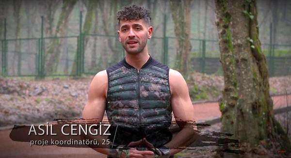 Survivor Türkiye-Yunanistan 2019 sezonunda yer almak için seçmelere katılan Asil Cengiz'in kendisini tanıttığı video ise sosyal medyaya damgasını vurdu!