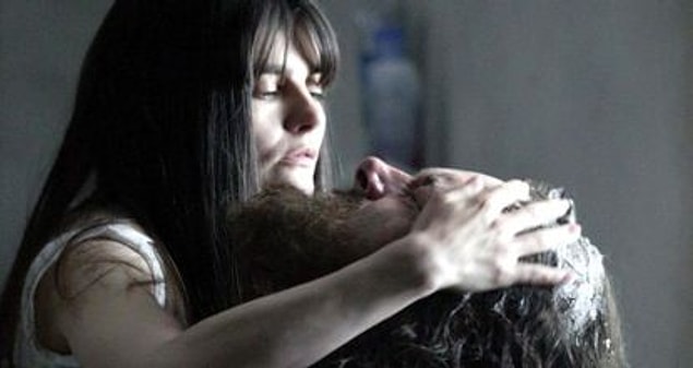26. Dirty Filthy Love / Kirli Pis Aşk (2004)