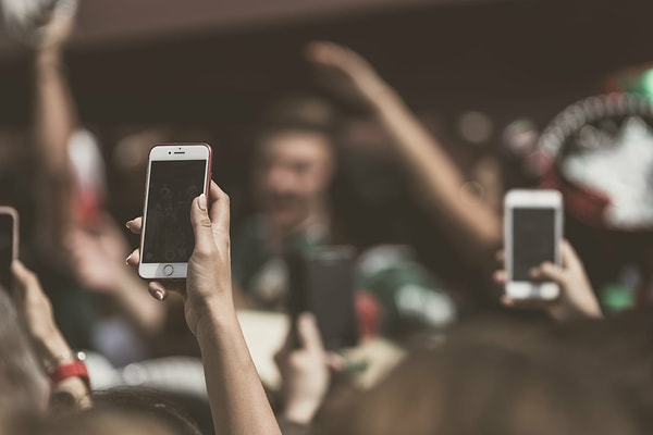 Satıcı telefon kullanıldığı için "sıfır ürün" olma özelliğini kaybettiğini iddia etti.