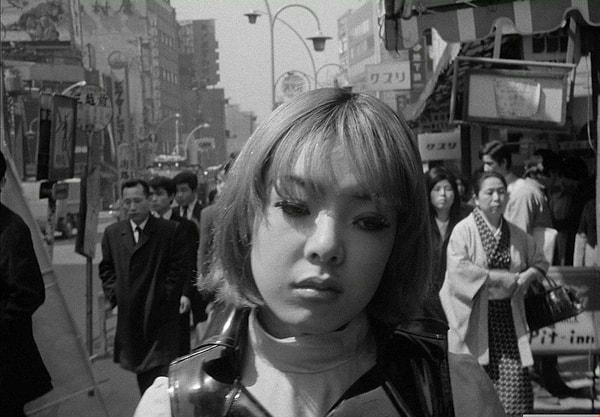 11. Funeral Parade of Roses (1969)