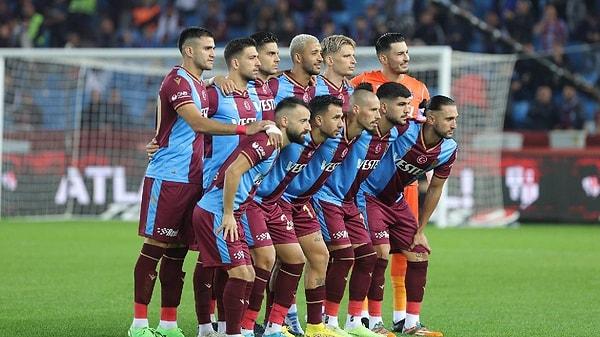 Geçen sezonun şampiyonu Trabzonspor da borcunu katlayanlar arasında. Bordo-mavililerin borcu 3,6 milyar lirayı buldu.