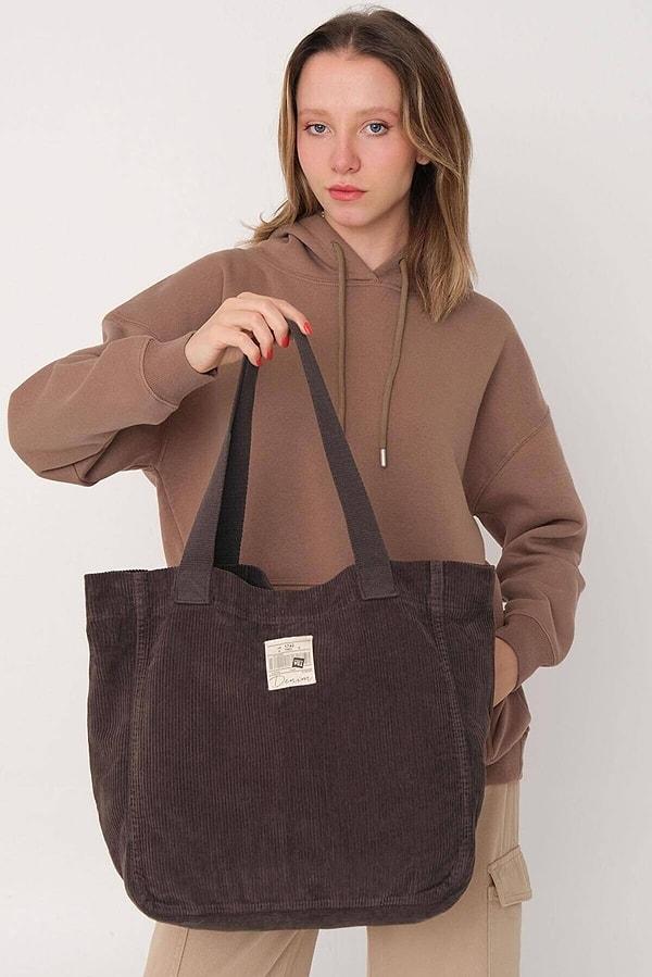 10. Fitilli tote çanta en çok satılan tote bag modellerinden biri.