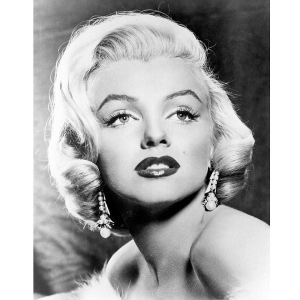 Film, Marilyn Monroe'nun ve akıl hastası olan annesinin yaşadığı evde çekildi.