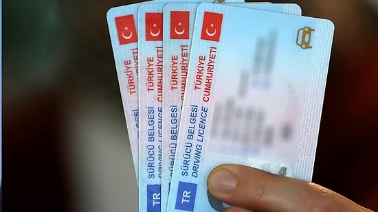 Eski Ehliyeti Olanlar Dikkat: Sürücü Belgelerinin Değiştirme Süresi 2 Yıl Uzatıldı!