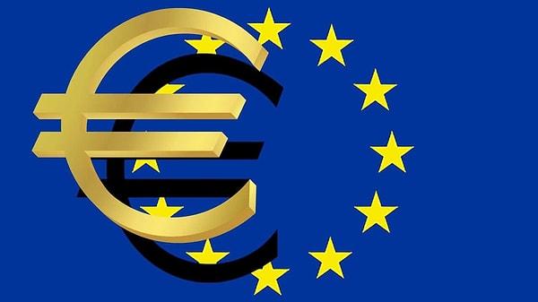2. Euro işaretinin sembolü Yunanca Epsilon'dan (ϵ) geliyor.
