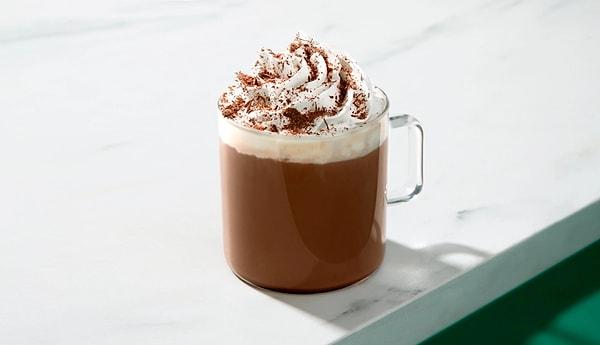 Şekerli kahve severlerin tercihi mochanın bir bardağında ise: Yağsız sütlü ise 153 kcal, yağlı sütlü ise 191 kcal bulunuyor.