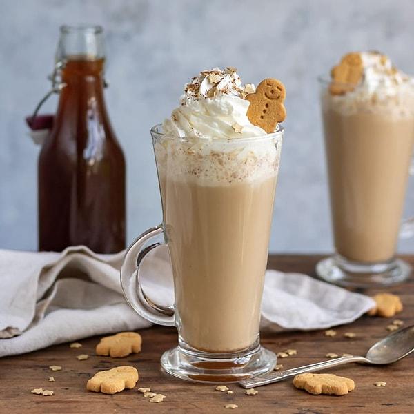 Espresso, gingerbread şurubu ve sütten oluşan gingerbread lattenin bir bardağında ortalama 260 kcal bulunuyor.