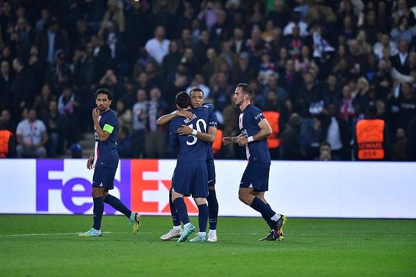 Paris Saint-Germain, dün gece Şampiyonlar Ligi'nde Maccabi Haifa'yı 7-2'lik skorla mağlup etti.