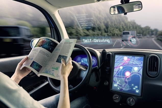 5. Aracın farklı yerlerinde bulunan çeşitli sensörler sayesinde çevrelerinin bir haritasını oluşturur.
