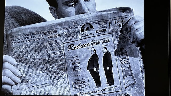 9. Alfred Hitchcock'un yönetmenliğini yaptığı 1944 yapımı "Lifeboat" filmindeki gazetede bulunan obeziteyi azaltma kamu spotunda Alfred Hitchcock var!