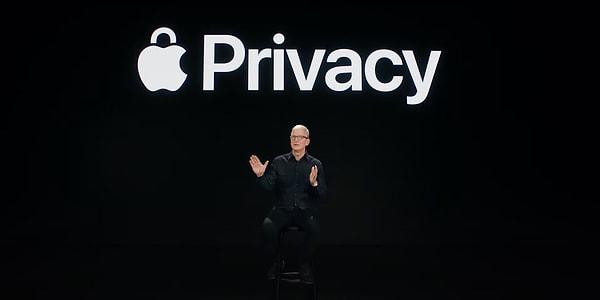 Apple, veri gizliliği konusuna en çok dikkat ettiğini söyleyen markalar arasında yer alıyor. Ancak son eleştiri okları bu sefer Apple'a yöneldi.