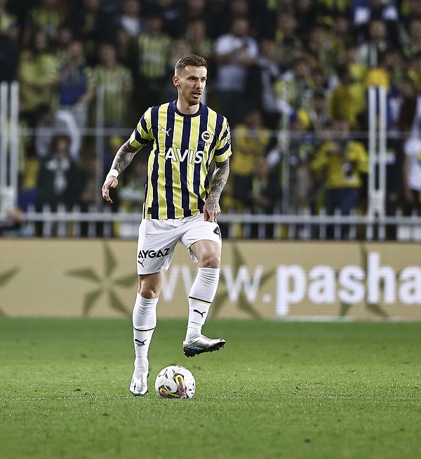 Maçın 83. dakikasında ise Serdar Aziz'in inanılmaz hatası sonucunda topu önünde bulan Borja Sainz kendisinin ve Giresunspor'un 2. golünü atarak skoru belirledi.
