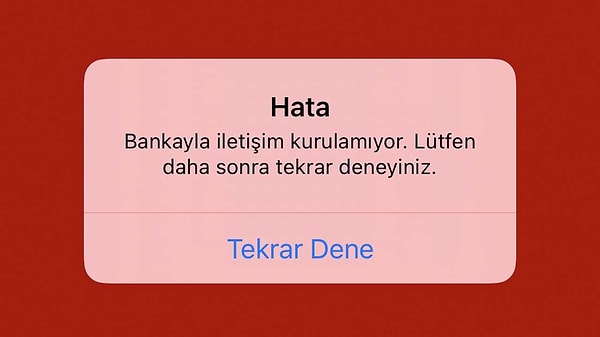 Akbank uygulamasına giriş yapmaya çalışan kullanıcılar tarafından, “Bankayla iletişim kurulamıyor. Lütfen daha sonra tekrar deneyiniz.” ve “Geçici süre işleminizi gerçekleştiremiyoruz. Lütfen daha sonra tekrar deneyiniz.” Şeklinde hata mesajlarıyla karşılaşıldı.