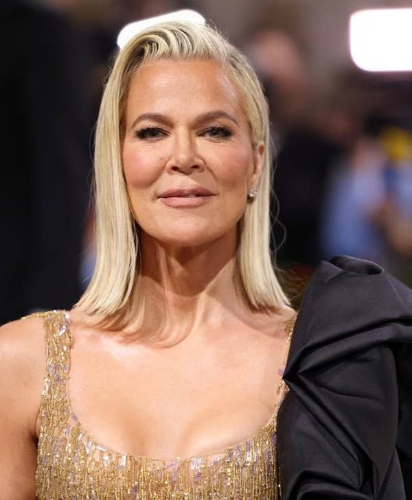 Вот как будет выглядеть Хлоя в 2046 году, когда ей исполнится 62 года.