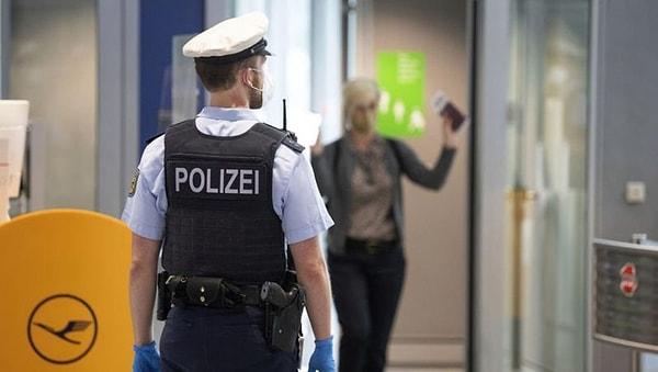 Polisler Almanya'da 3 bin-4 bin 500 euro arası kazanıyor.