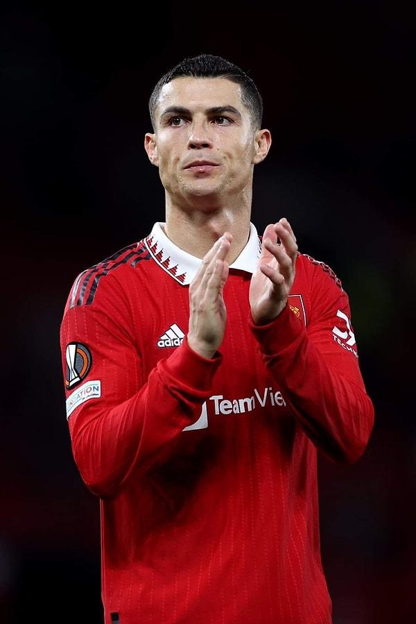 Cristiano Ronaldo, sözleşmesinin feshedilmesinin karşılığında Manchester United'dan bir ödeme almayacağı öğrenildi.