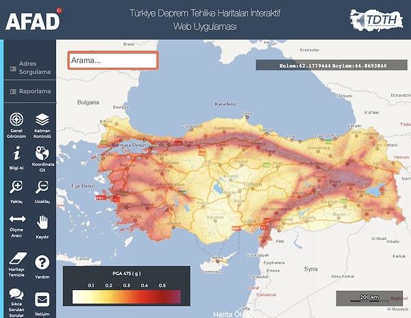 Türkiye deprem tehlike haritalarına ulaşmak için açılan sayfaya gerekli bilgileri girin.