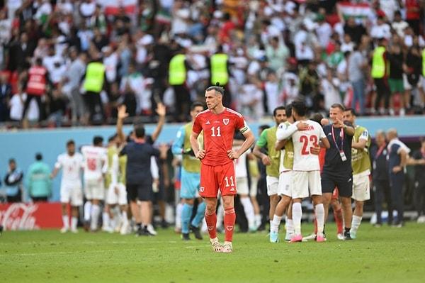 Gareth Bale, İran karşısında sahaya çıkarak ülke milli takımının formasını en fazla giyen futbolcu oldu.