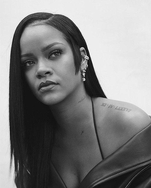 17. Pop müziğin prensesi Rihanna bir müzik dergisine verdiği röportajında ‘Bazen ipleri elime almayı, bazen de kontrolü bırakmayı seviyorum. İş hayatımda çok önemli kararlar veriyorum ve yatakta kendimi birisine bırakmayı seviyorum’ demişti.
