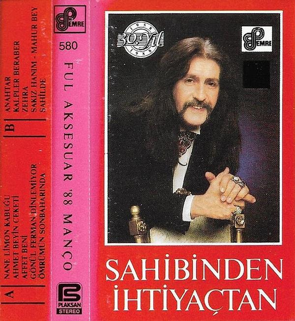 "Nane Limon Kabuğu" isimli şarkısı, 1988 yılında "Ful Aksesuar'88 Manço: Sahibinden İhtiyaçtan" albümünde yer alıyor.