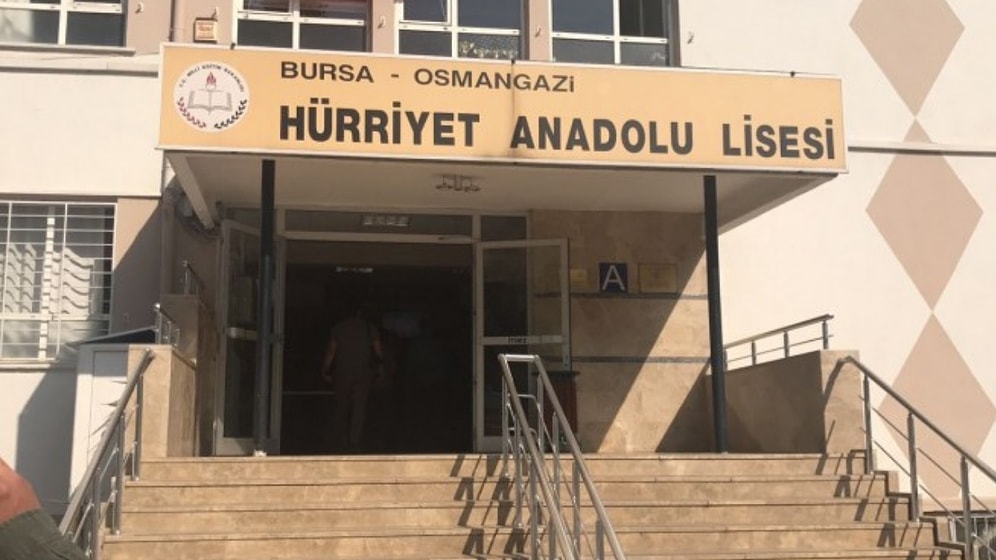 Alevileri Hedef Alan Din Öğretmeni Bursa'da Protesto Edildi