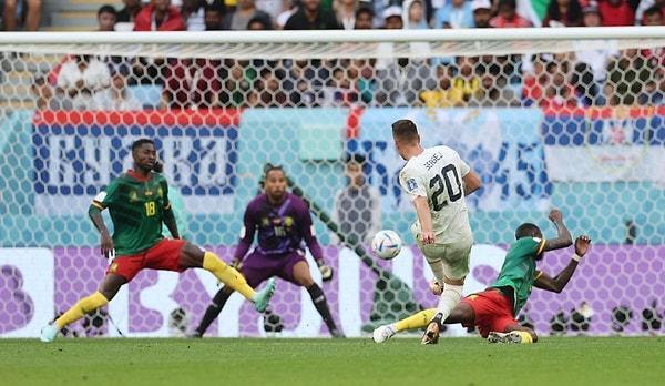 Sırbistan, Brezilya yenilgisinin ardından ikinci maçta Kamerun ile karşılaştı. Maç, 3-3 beraberlikle noktalandı.