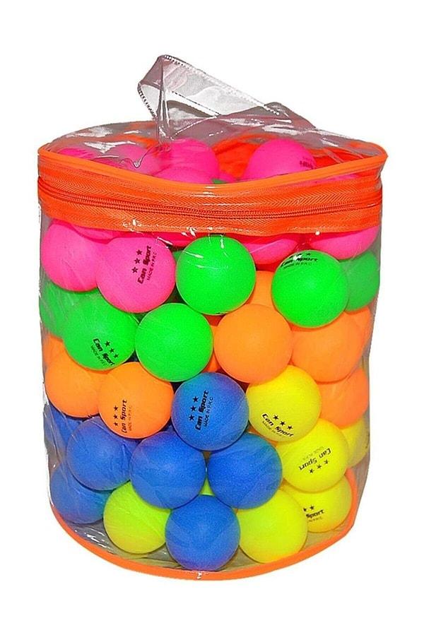 11. Çantalı ve rengarenk pinpon topları.