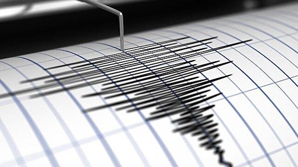 Aktif fay hatları üzerinde yer alan ülkemizde sıkça deprem oluyor. Ülkemizde ve komşu ülkelerde meydana gelen depremlere ait bütün veriler, yaşadığı bölgede sarsıntı hisseden vatandaşlar tarafından hızla araştırılıyor.