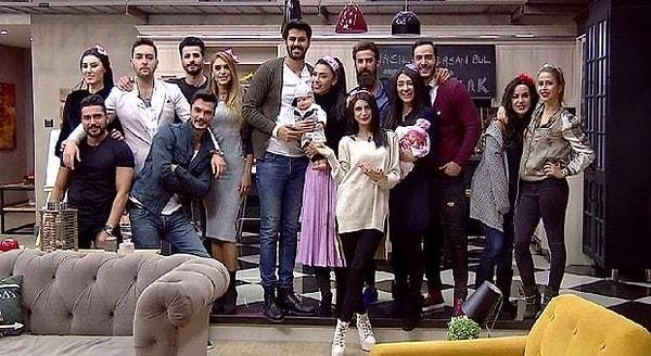 Türk televizyonlarının çok sevilen, izlenen ve hala popülerliğini koruyan Kısmetse Olur programı, 2. sezonunun sonunda Türkiye'de izdivaç programlarının yasaklanmasıyla yayından kaldırılmıştı.