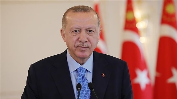 Cumhurbaşkanı Erdoğan, hükümete yakın Turkuvaz Medya'nın İstanbul'daki bir programına video mesaj gönderdi, enflasyonun küresel bir sorun olduğunu söyledi.