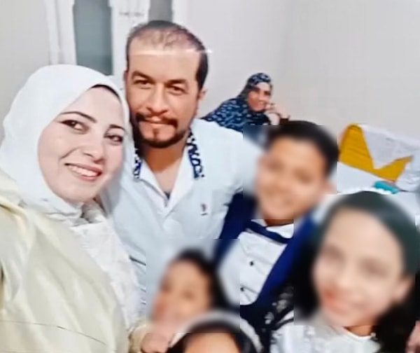 10 yaşındaki kızlarını 12 yaşındaki erkek kuzeni ile nişanlayan ve evlendirmeyi planlayan aile töreni Mısır'ın kuzeyinde yer alan Sharqia Valiliği'nde gerçekleştirdi.