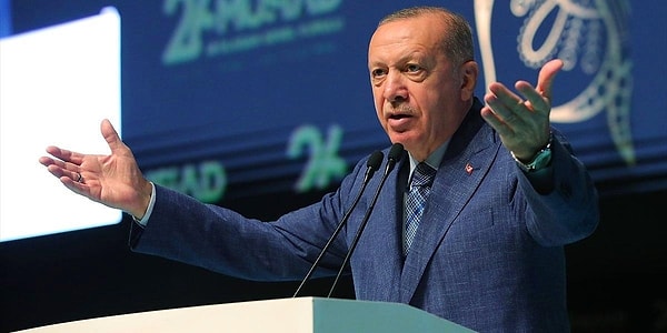 Cumhurbaşkanı Erdoğan, konuşmasında vatandaşın beklediği asgari ücretle birlikte ekonomiyi başlığa taşıdı.