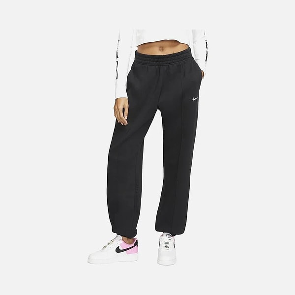 4. Nike Sportswear Essential Fleece Trousers Eşofman Altı