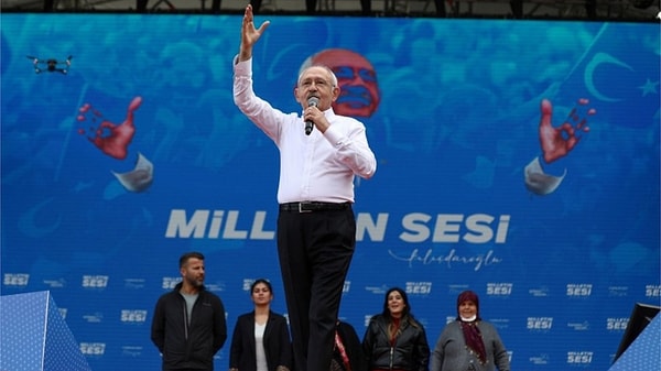 Kemal Kılıçdaroğlu, CHP Genel Merkezi'nde internet medyası temsilcileri ile bir araya geldi.