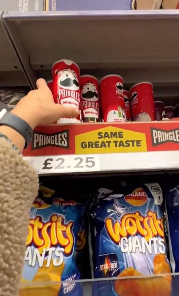 Londra'da bir markette Pringles'ın tanesi 2.25 pound, 1600 pound asgari ücret ile çalışan bir kişi 711 tane alabiliyor.