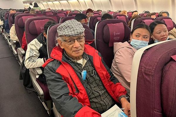 5. Fransız seri katil Charles Sobhraj'ın Nepal'de serbest bırakıldıktan sonra eve dönüş yolu ve yolcuların tepkileri...