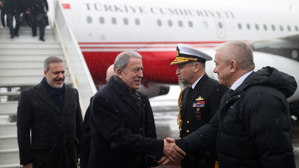 11 Yıl Sonra Gerçekleşen Görüşmede Gündem Mültecilerdi: Bakan Akar, Suriyeli Mevkidaşı ile Bir Araya Geldi