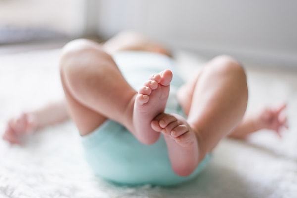 10. Bebeklerin diz kapağındaki kemikler üç yaşına gelene kadar gelişmez.